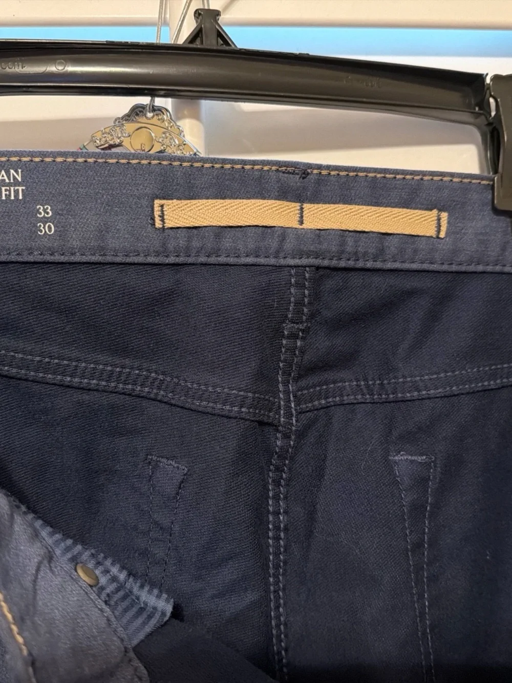 Banana Republic Travel Jean Athletic Fit 33x30 Navy Stretch Performance Pants